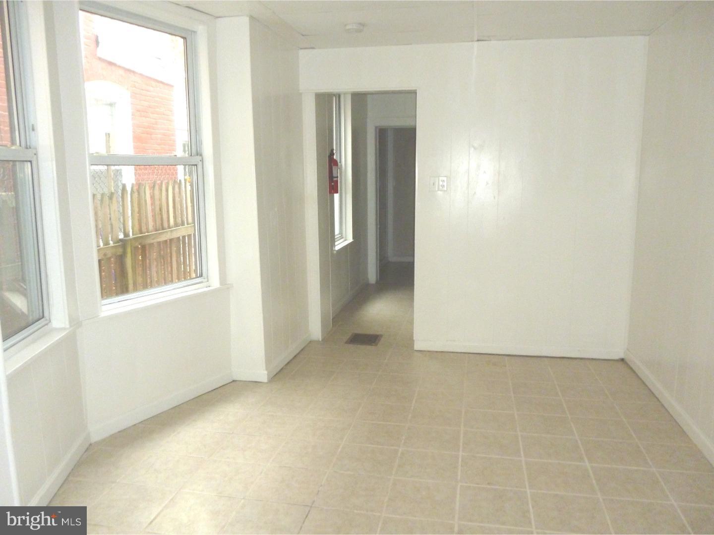 523 Locust Street Reading, PA 19604 - Photo 3 of 10 Gallery Image 3