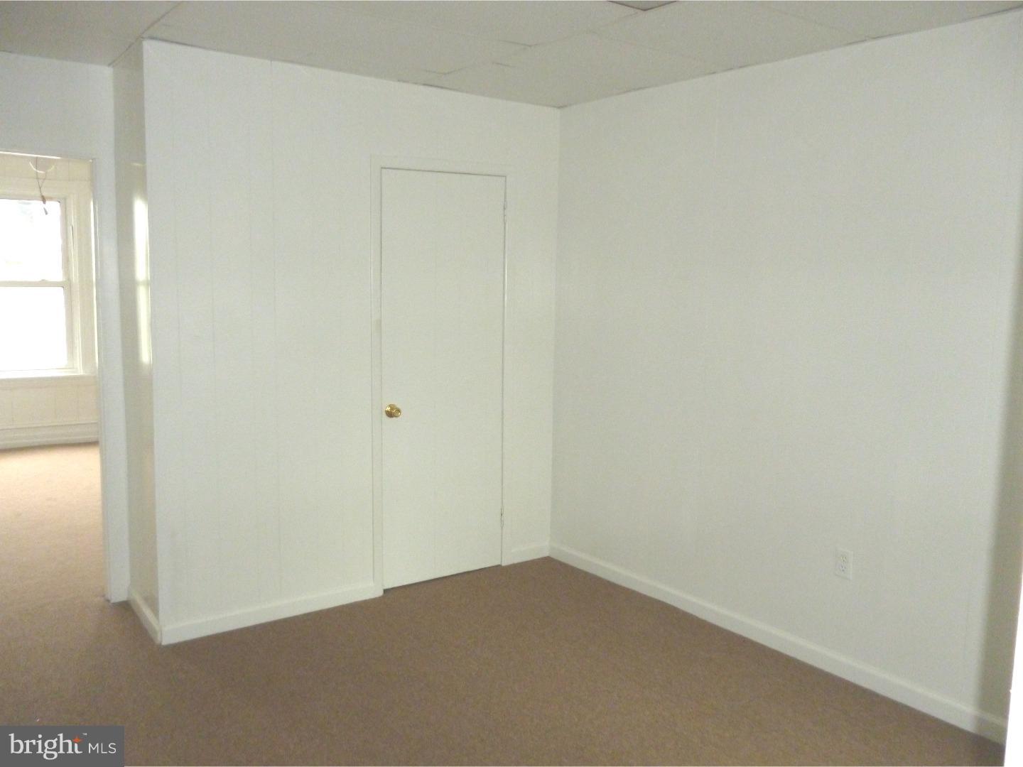 523 Locust Street Reading, PA 19604 - Photo 6 of 10 Gallery Image 6