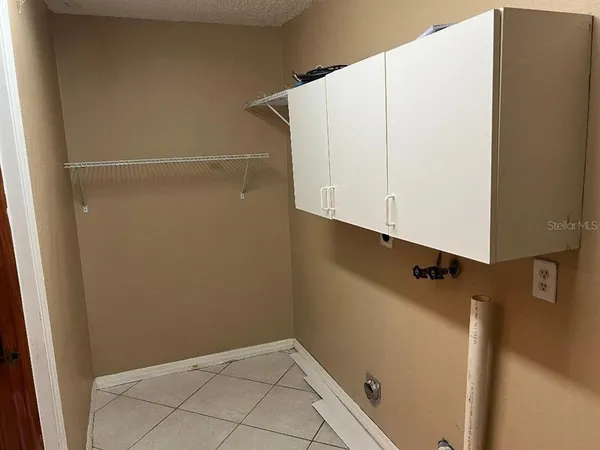 $3,300 | 200 Arbor Drive West, Palm Harbor, FL 34683