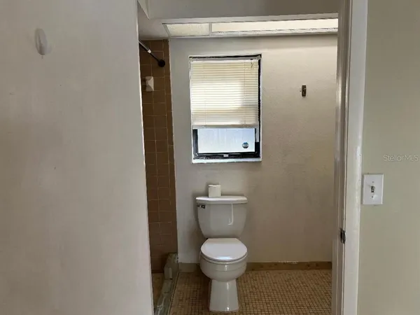 $3,300 | 200 Arbor Drive West, Palm Harbor, FL 34683