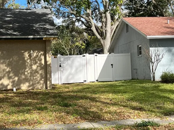 $3,300 | 200 Arbor Drive West, Palm Harbor, FL 34683