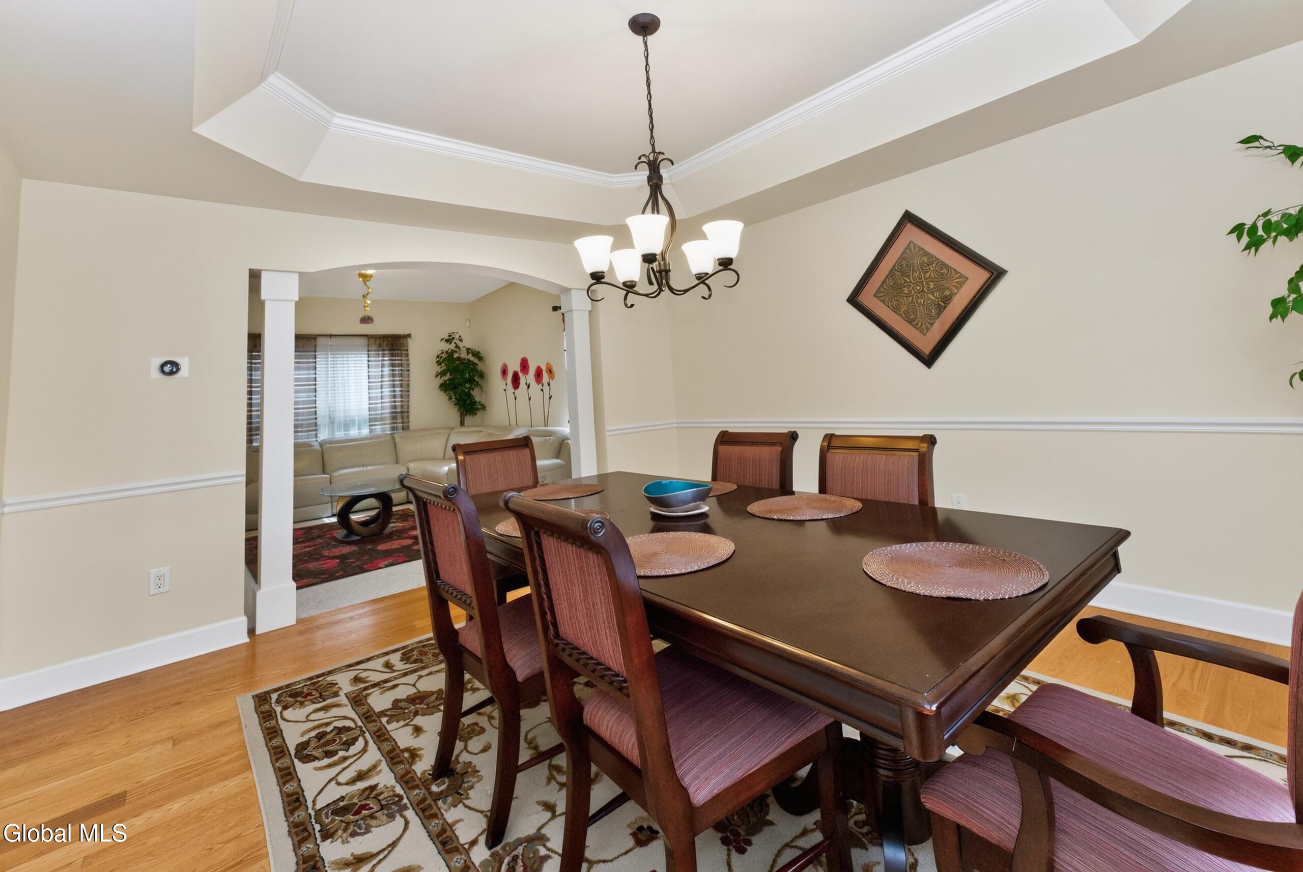 8 Peacham Road Colonie, NY 12189 - Photo 23 of 52 5 Diningroom 3
