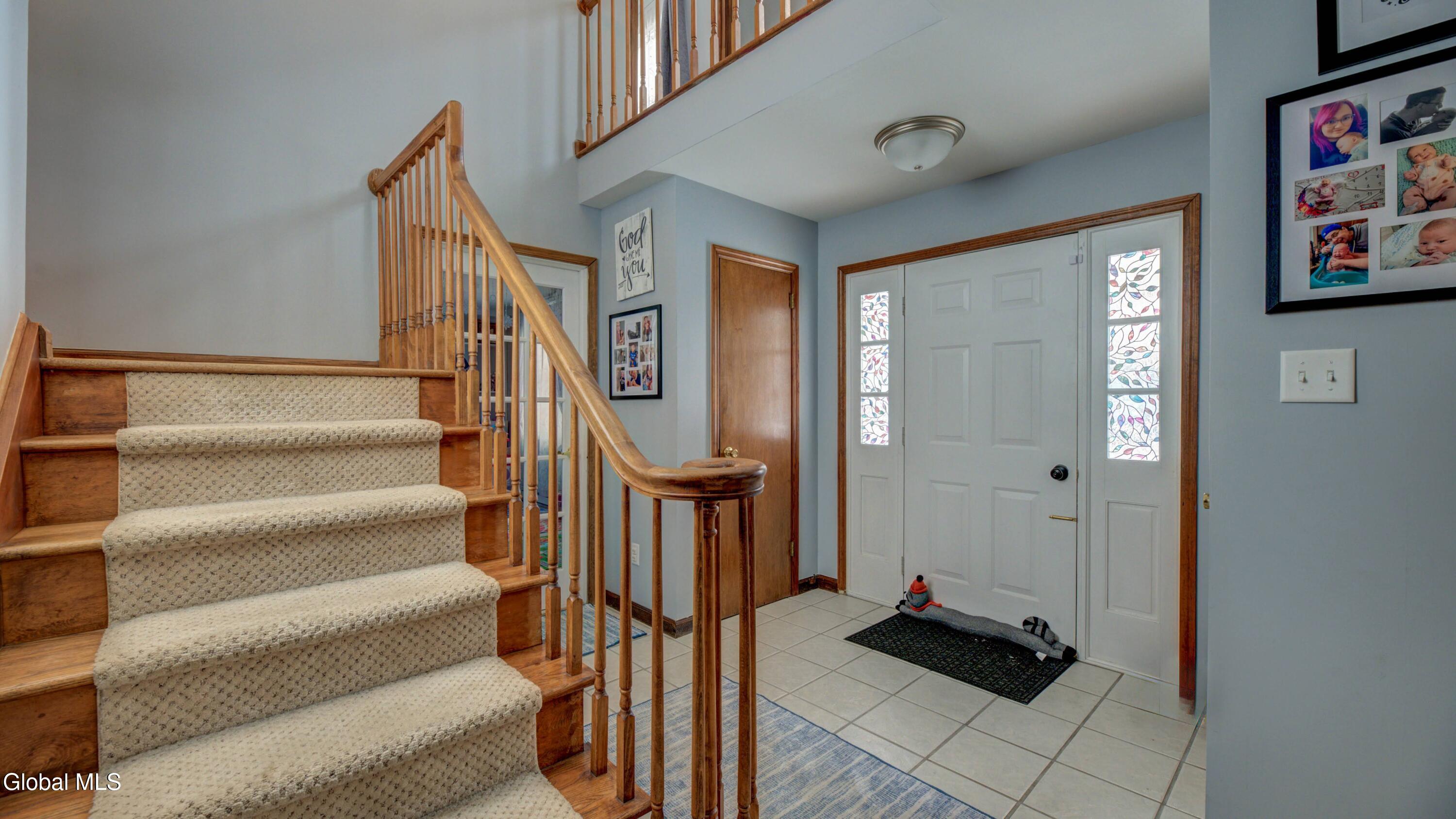 341 Hammondtown Road Amsterdam, NY 12010 - Photo 4 of 68 341 Hammondtown Rd-2