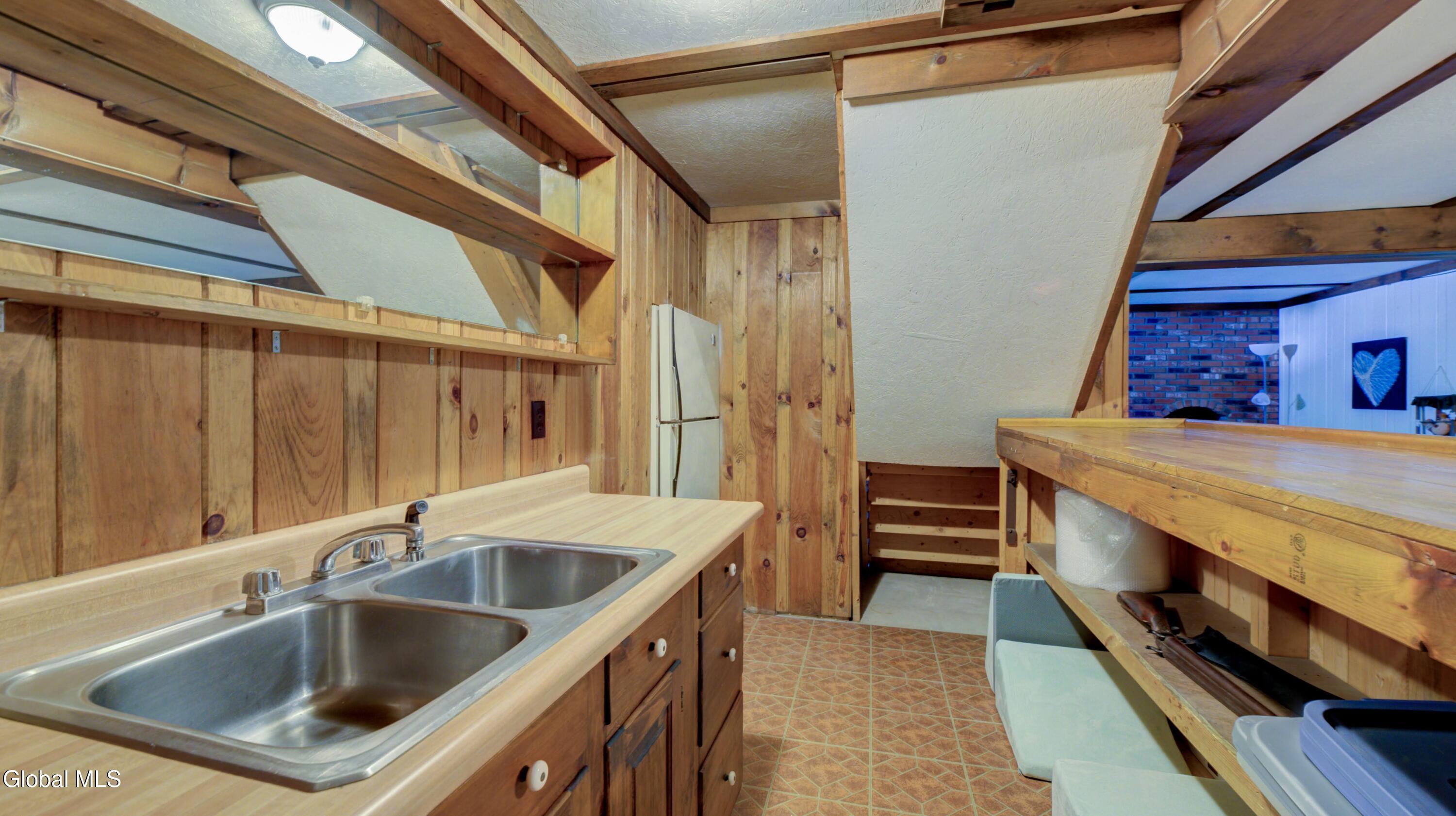 341 Hammondtown Road Amsterdam, NY 12010 - Photo 48 of 68 341 Hammondtown Rd-51