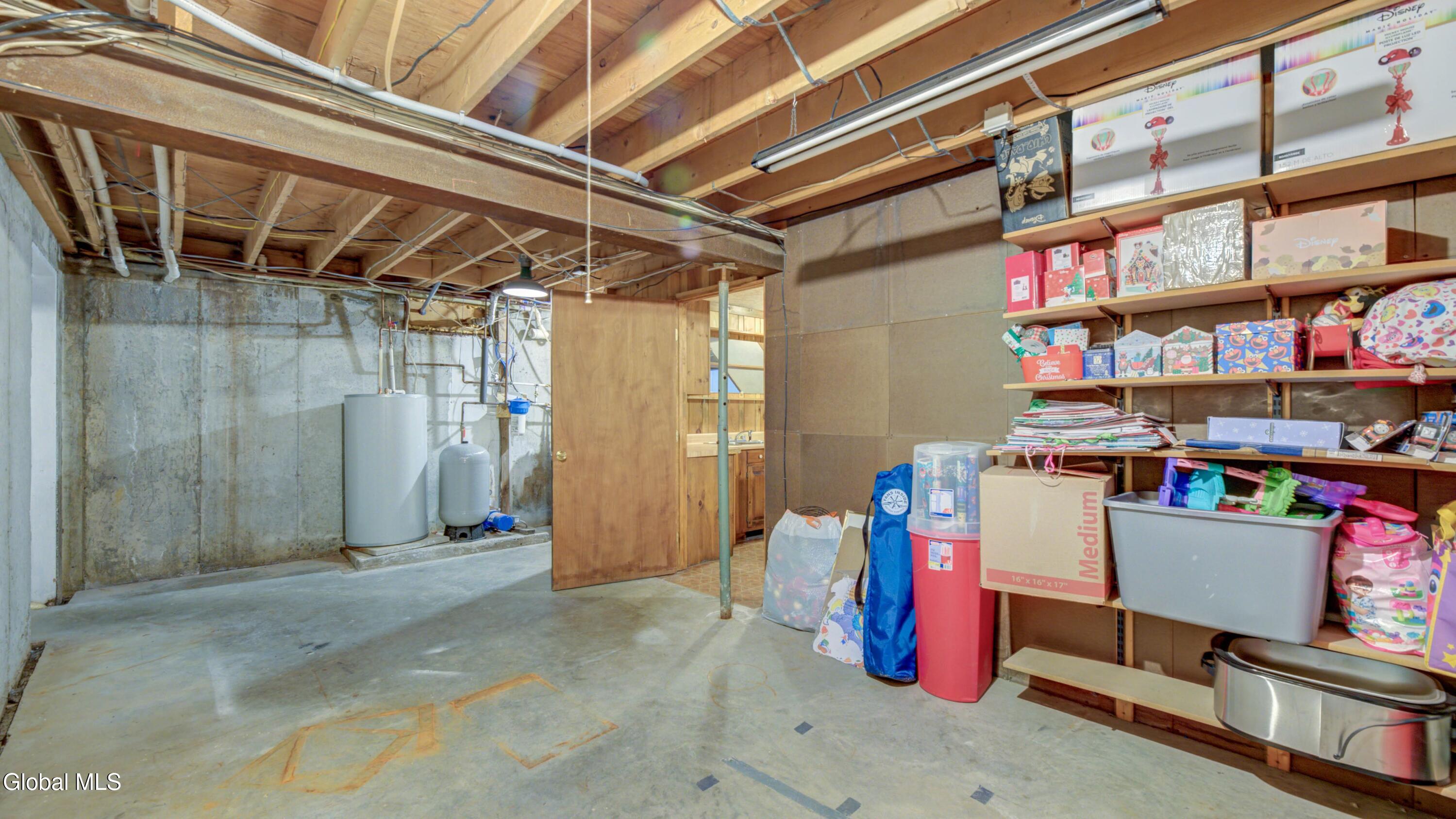 341 Hammondtown Road Amsterdam, NY 12010 - Photo 50 of 68 341 Hammondtown Rd-53