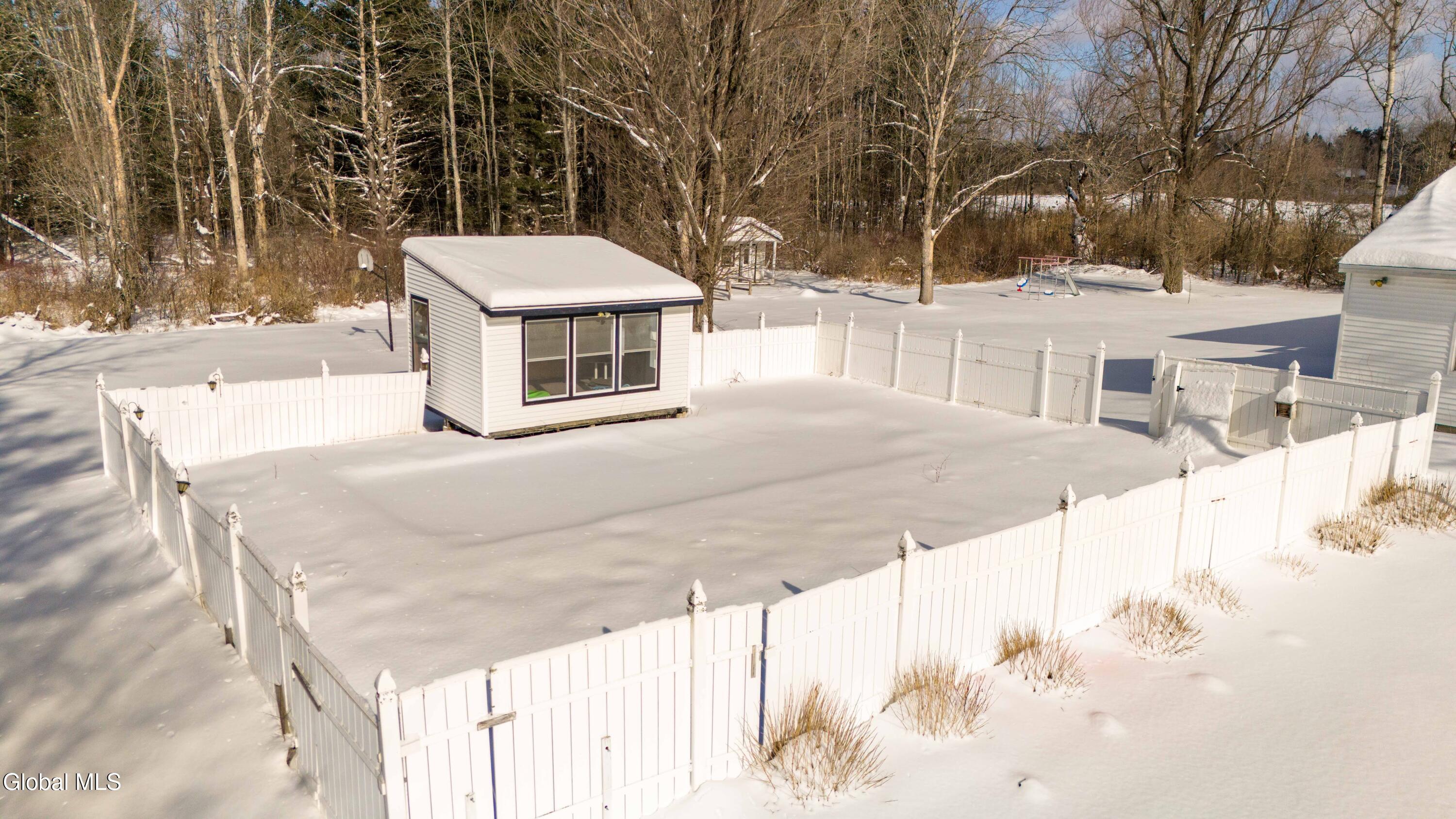 341 Hammondtown Road Amsterdam, NY 12010 - Photo 55 of 68 341 Hammondtown Rd-66