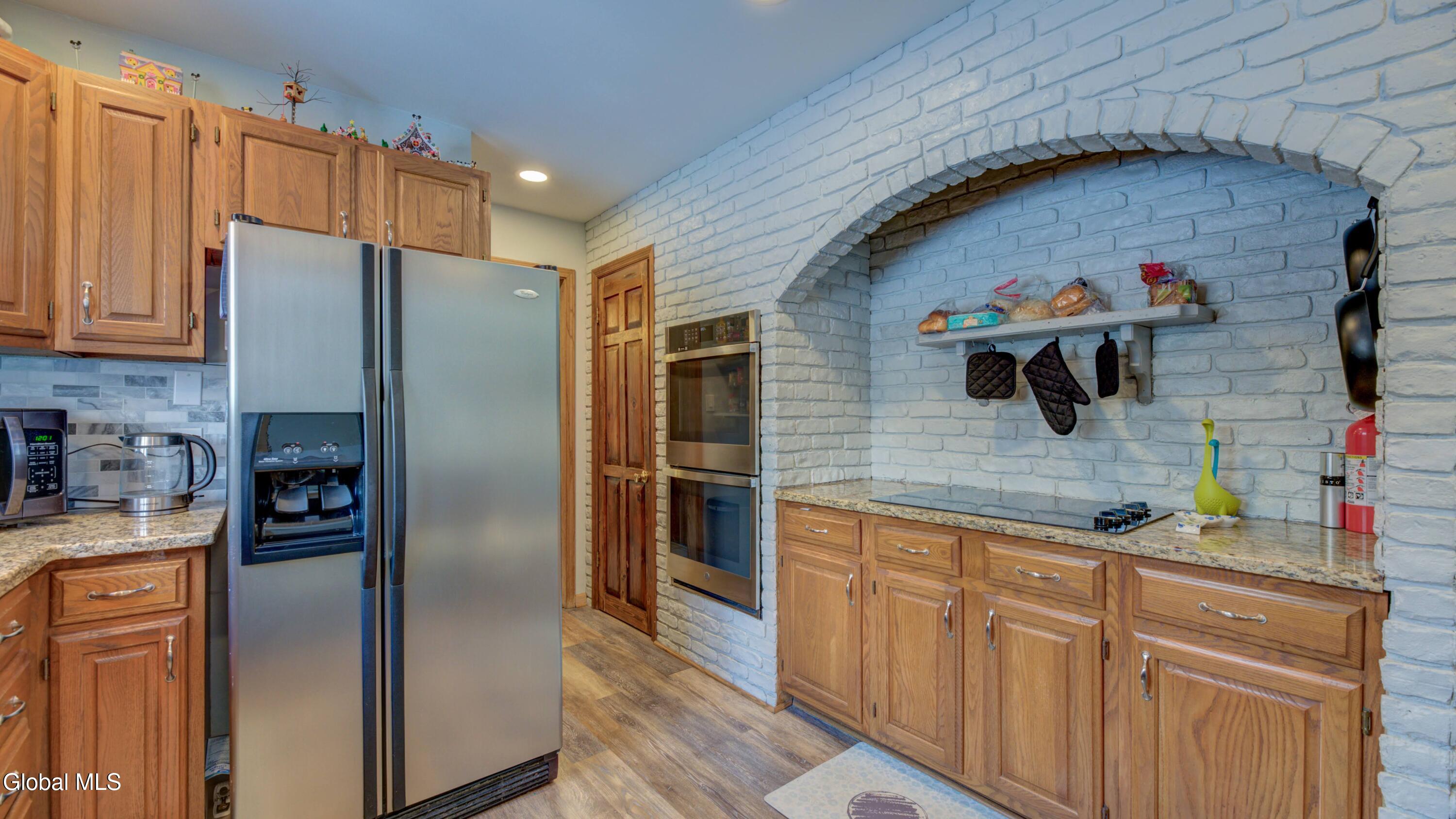 341 Hammondtown Road Amsterdam, NY 12010 - Photo 9 of 68 341 Hammondtown Rd-13