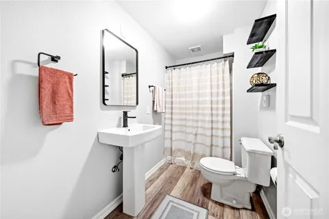 $840,000 | 2413 98th Street Southeast, Everett, WA 98208