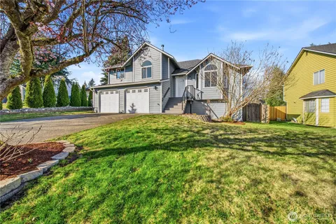 $840,000 | 2413 98th Street Southeast, Everett, WA 98208