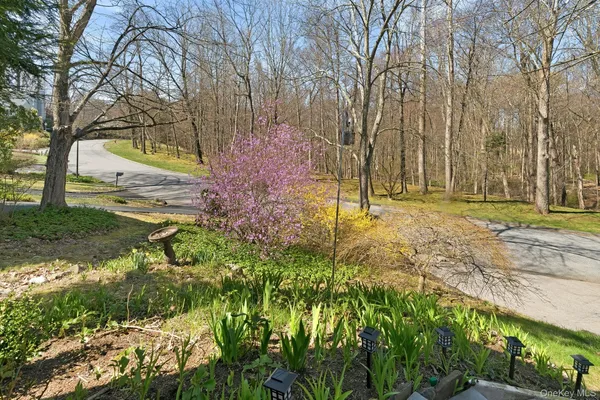 $599,900 | 39 Park Road, Goldens Bridge, NY 10526