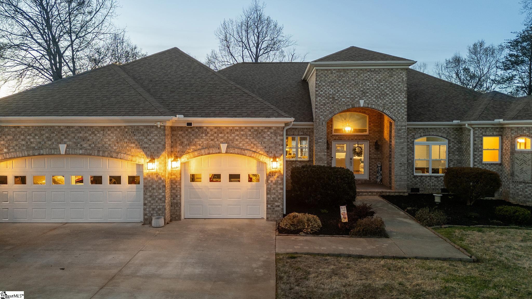 217 Aqua Cove Court Inman, SC 29349 - Photo 3 of 41