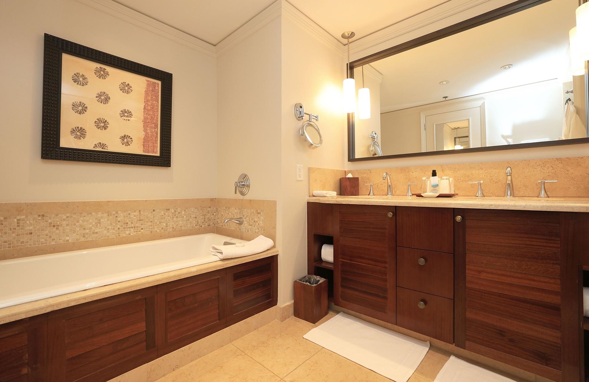 1 Ritz Carlton Drive, Unit 1502 Lahaina, HI 96761 - Photo 5 of 47 a bathroom with a bathtub sink and mirror