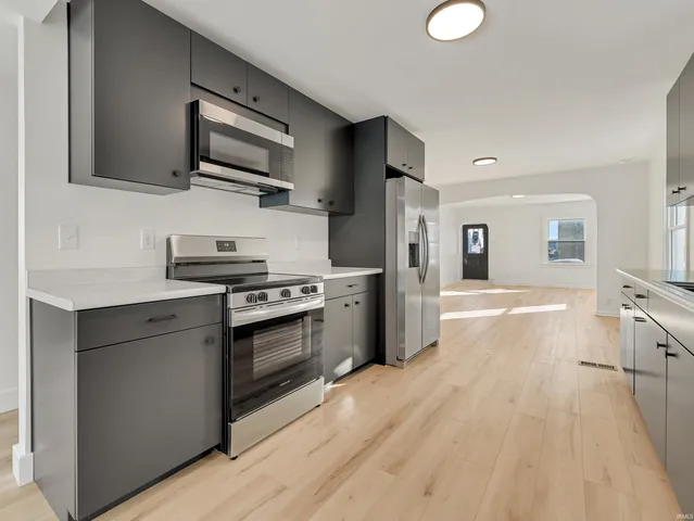 $268,000 | 538 Clayton Avenue, Fort Wayne, IN 46808