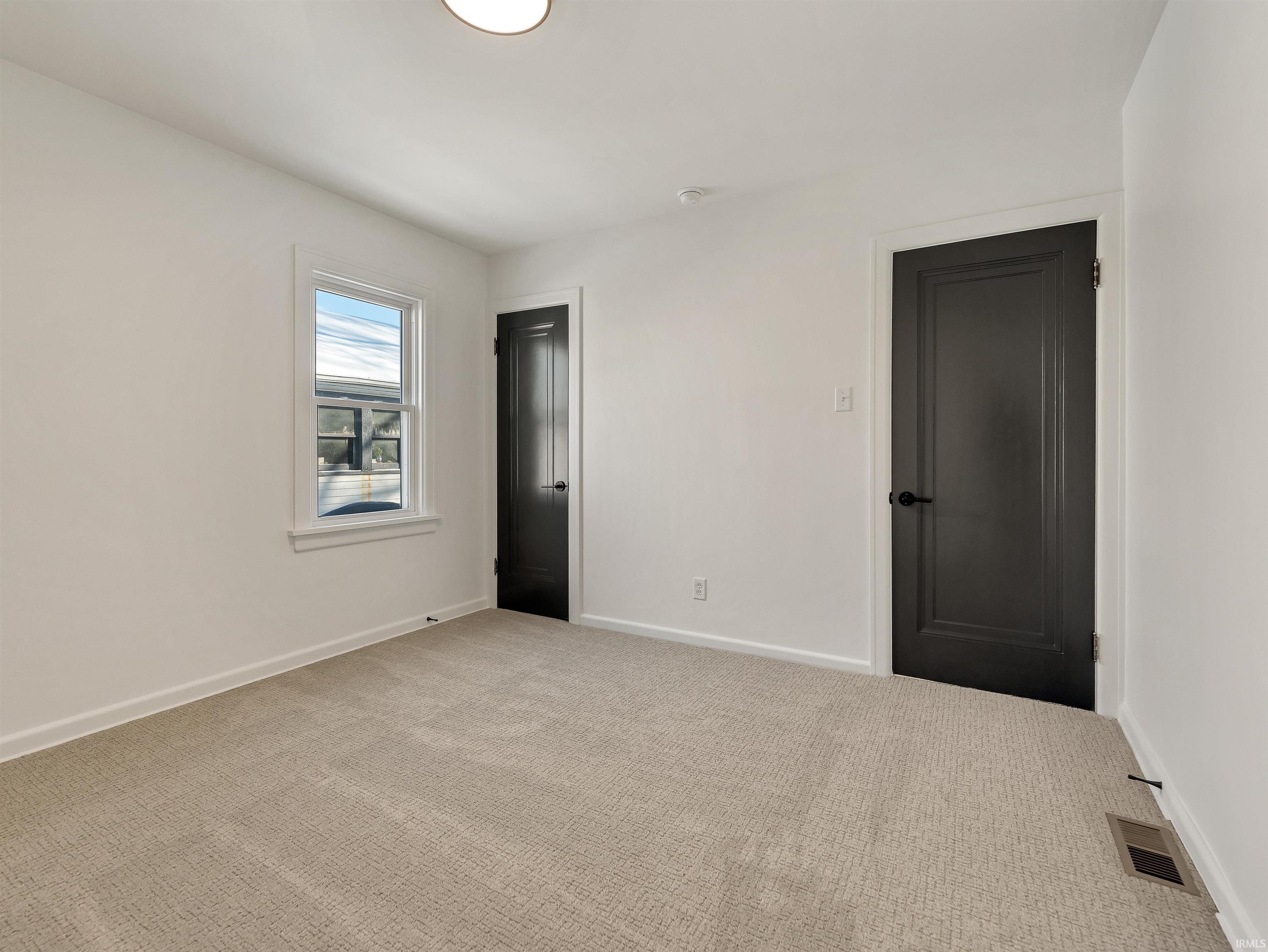 538 Clayton Avenue Fort Wayne, IN 46808 - Photo 27 of 36