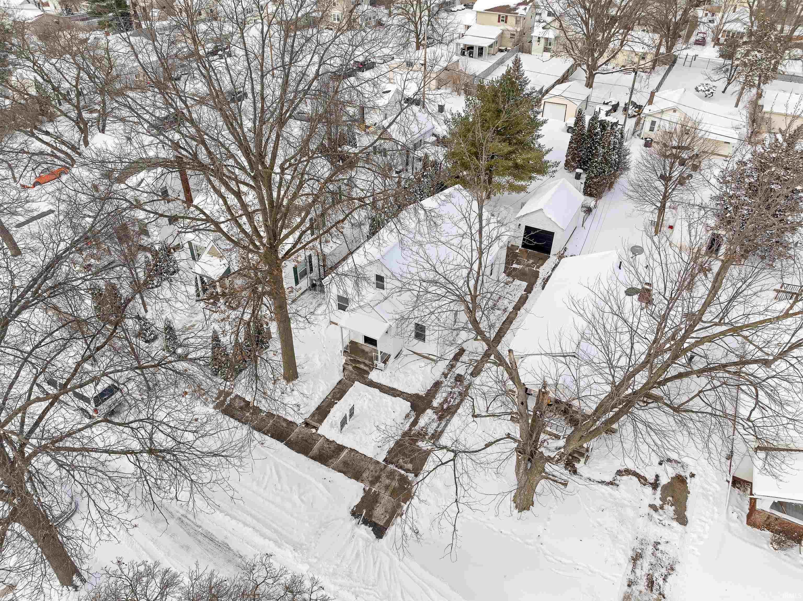 538 Clayton Avenue Fort Wayne, IN 46808 - Photo 3 of 36