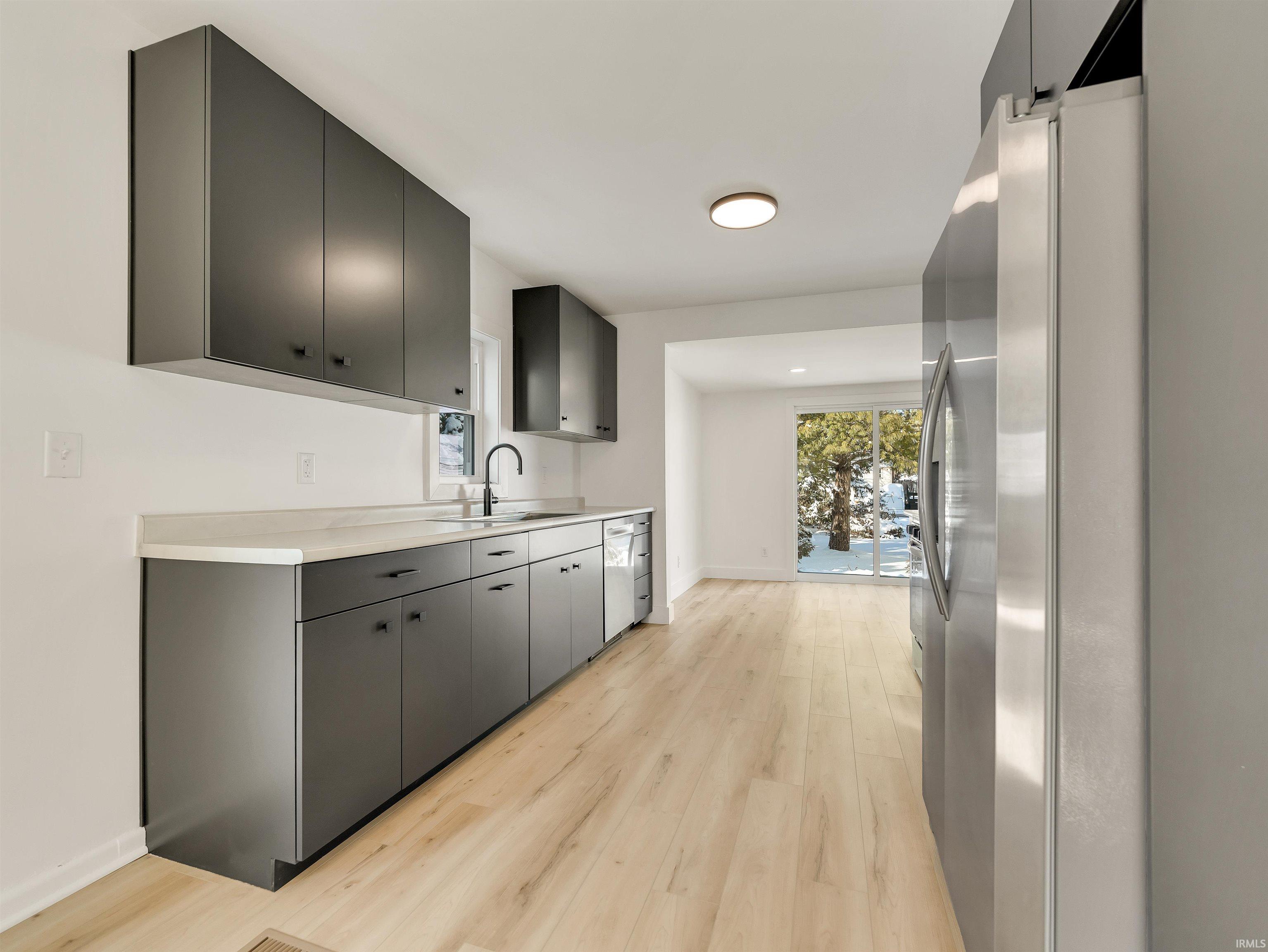 538 Clayton Avenue Fort Wayne, IN 46808 - Photo 9 of 36