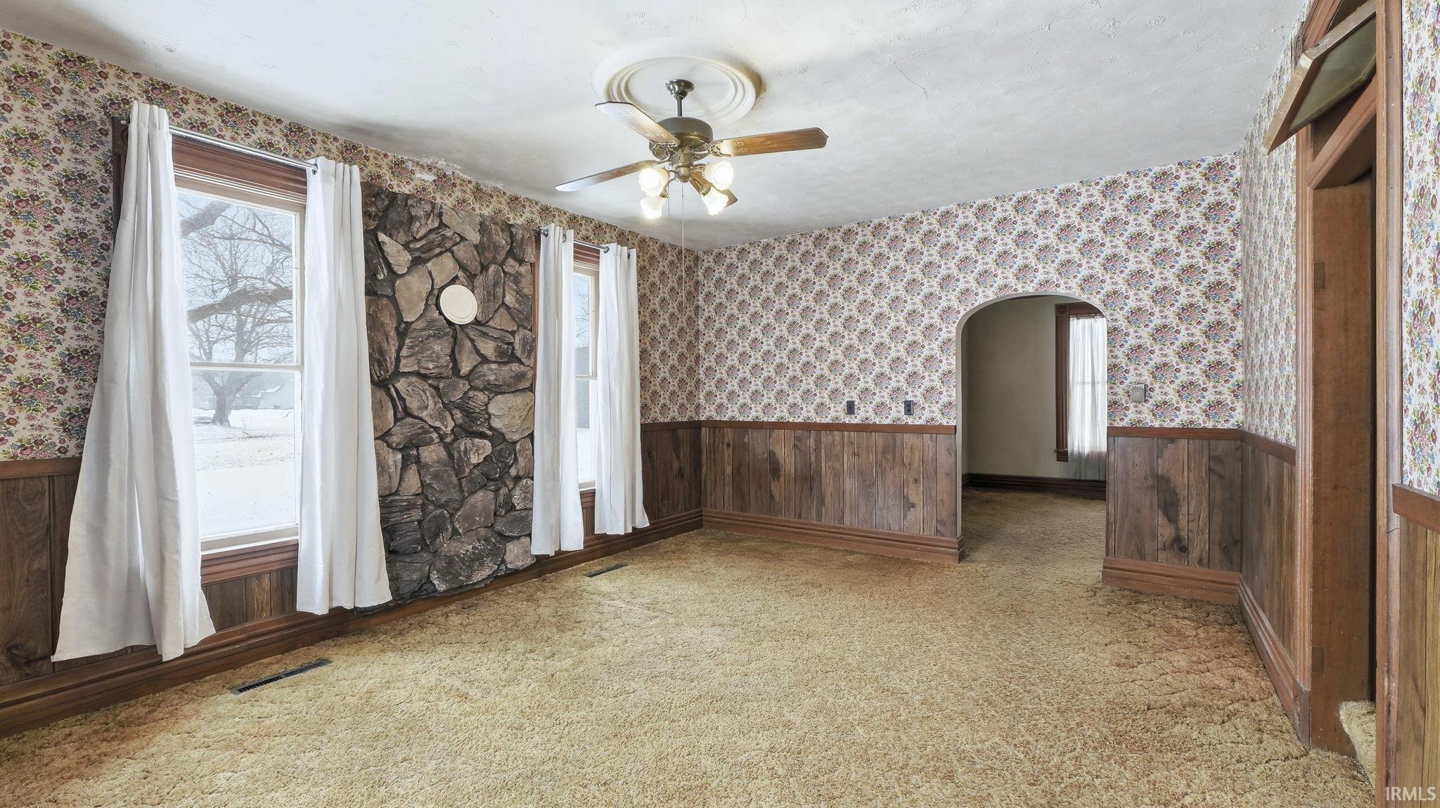 403 Walnut Street Burket, IN 46508 - Photo 12 of 35