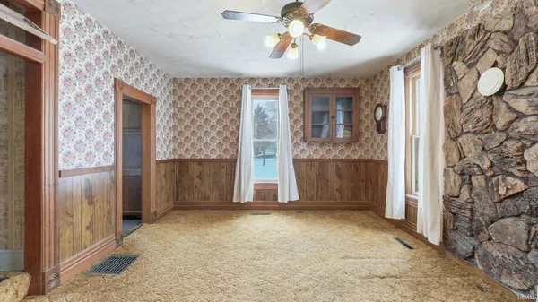 $72,100 | 403 Walnut Street, Burket, IN 46508