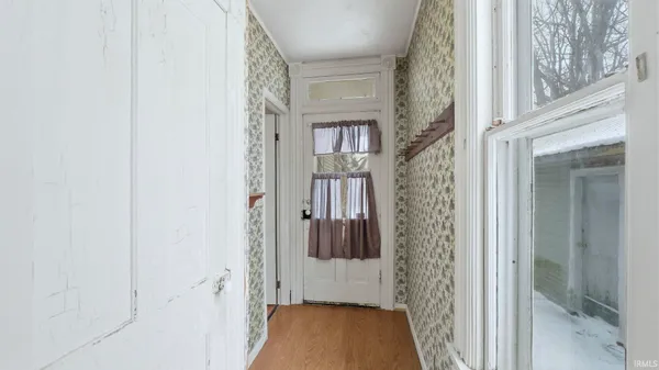 $72,100 | 403 Walnut Street, Burket, IN 46508