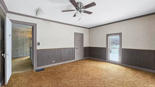 $72,100 | 403 Walnut Street, Burket, IN 46508