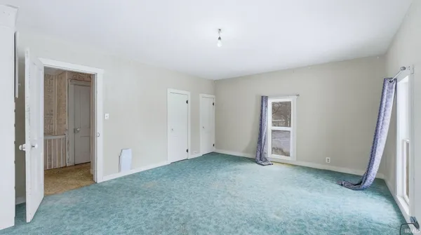$72,100 | 403 Walnut Street, Burket, IN 46508