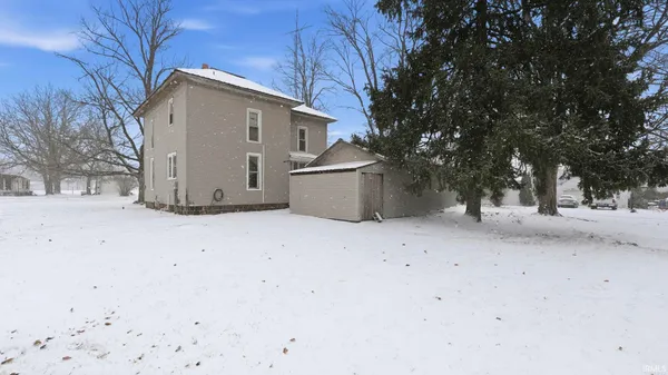 $72,100 | 403 Walnut Street, Burket, IN 46508