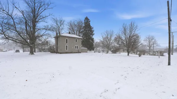 $72,100 | 403 Walnut Street, Burket, IN 46508