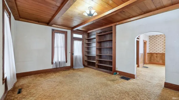 $72,100 | 403 Walnut Street, Burket, IN 46508