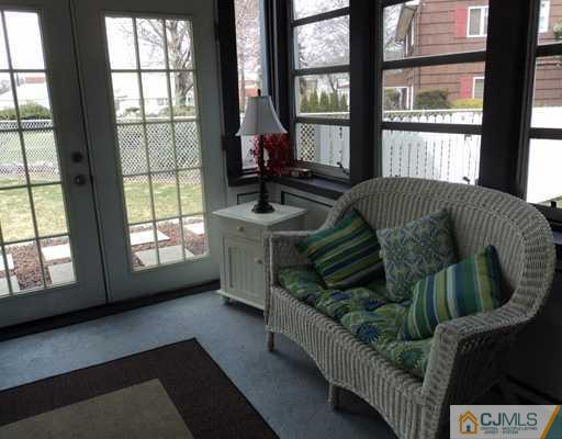 13 Landsdowne Road East Brunswick, NJ 08816 - Photo 14 of 18 Gallery Image 14