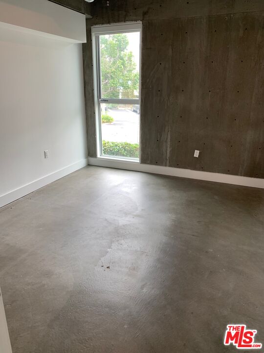 4210 Del Rey Avenue, Unit 301 Marina del Rey, CA 90292 - Photo 12 of 22