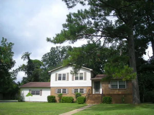$1,000 | 110 Sara Avenue East, Daphne, AL 36527