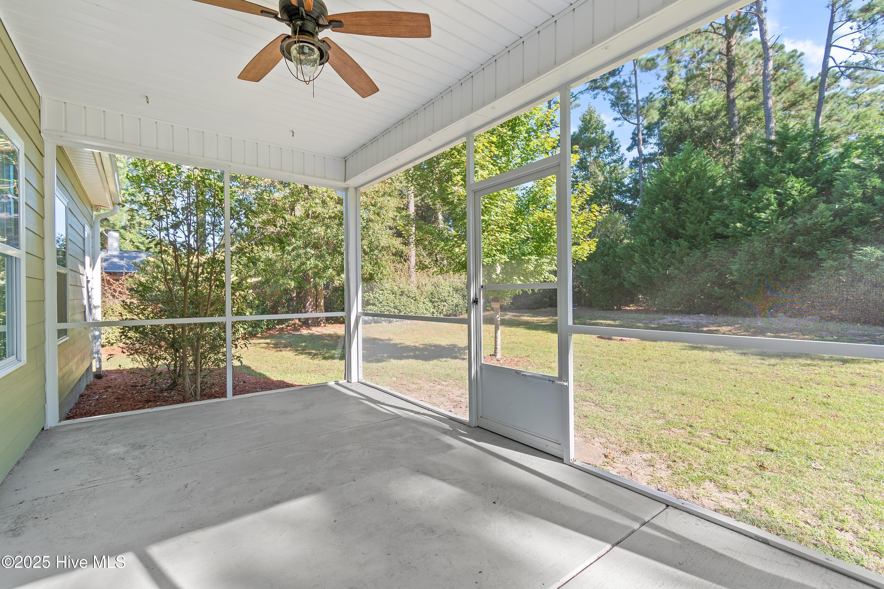 557 Button Bush Lane Hampstead, NC 28443 - Photo 38 of 52 557ButtonBushLn - 43