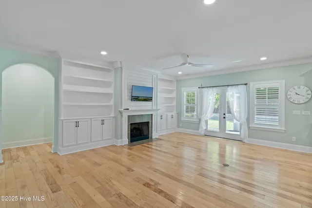 $649,900 | 557 Button Bush Lane, Hampstead, NC 28443