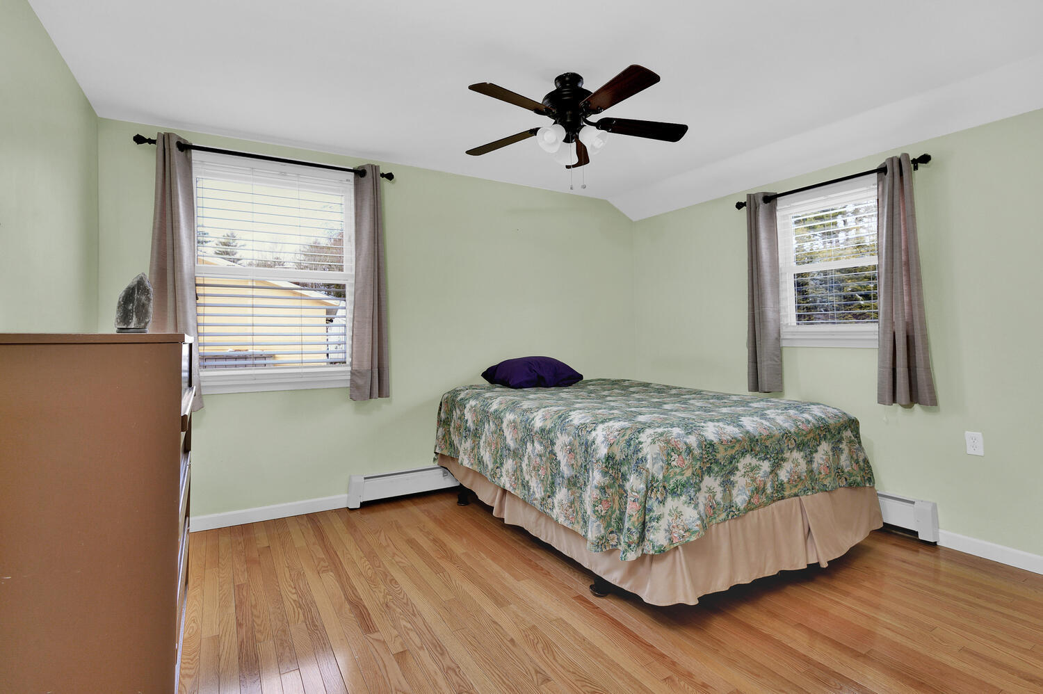 221 Sandy Hill Road South Portland, ME 04106 - Photo 16 of 34 221 Sandy Hill Rd South-large-016-013-Be