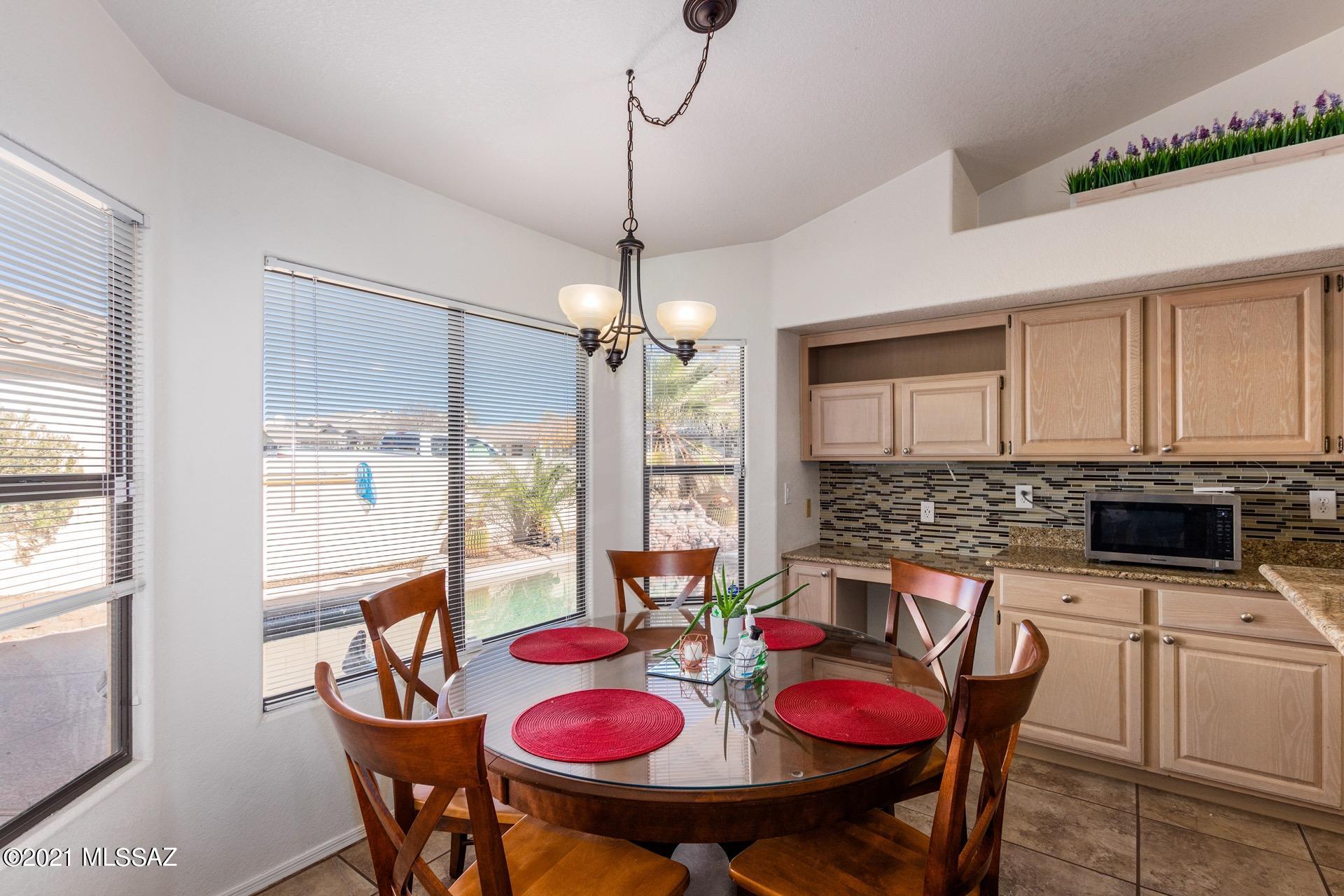 174 Blackstone Road Tucson, AZ 85755 - Photo 17 of 41