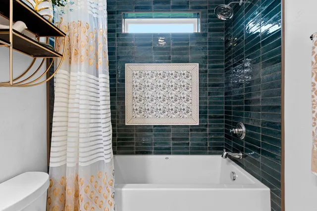 $489,900 | 854 Whisper Falls Lane, Menasha, WI 54952