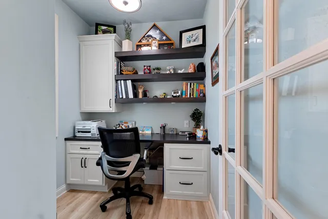 $489,900 | 854 Whisper Falls Lane, Menasha, WI 54952