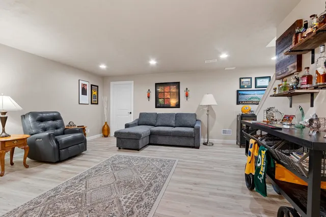 $489,900 | 854 Whisper Falls Lane, Menasha, WI 54952