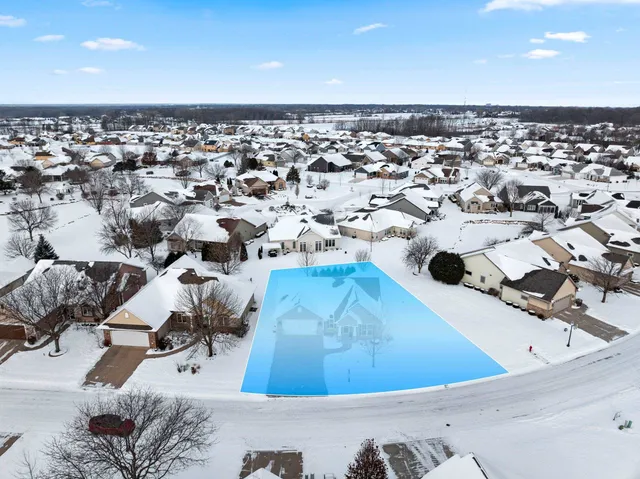 $489,900 | 854 Whisper Falls Lane, Menasha, WI 54952