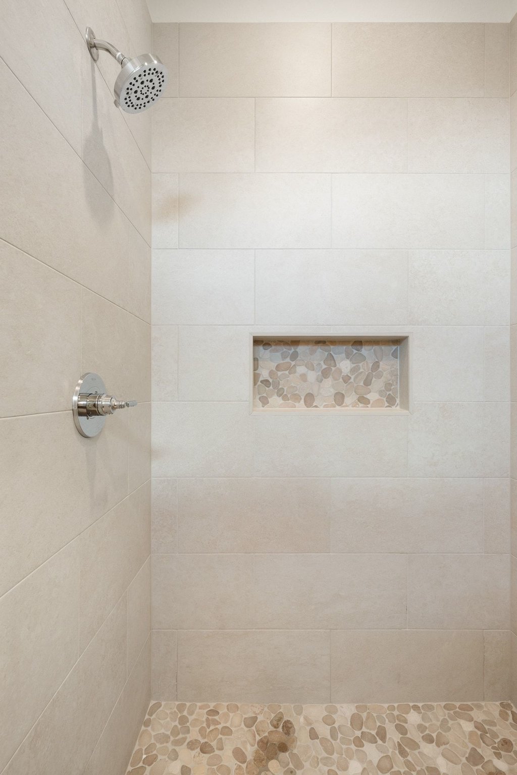 501 Ranchview Drive Johnson City, TX 78636 - Photo 20 of 28 a view of bathroom