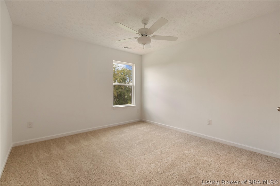 8040 Schrieber Road Floyds Knobs, IN 47119 - Photo 47 of 59