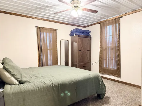$149,900 | 225 Southwest Sw Highway, Trenton, MO 64683