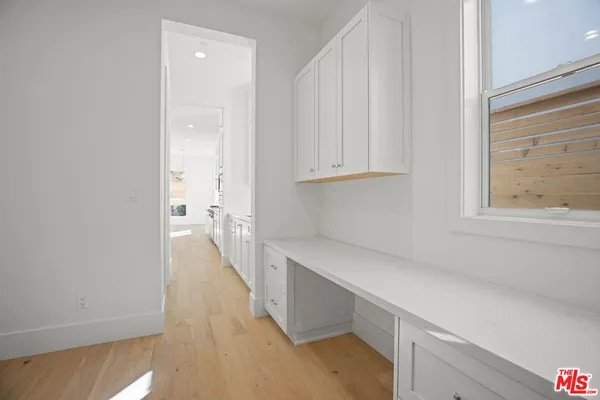 $4,650,000 | 744 North Almar Avenue, Pacific Palisades, CA 90272