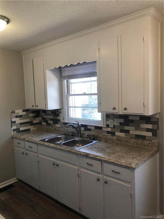 203 Valley Road York, SC 29745 - Photo 11 of 19 Gallery Image 11