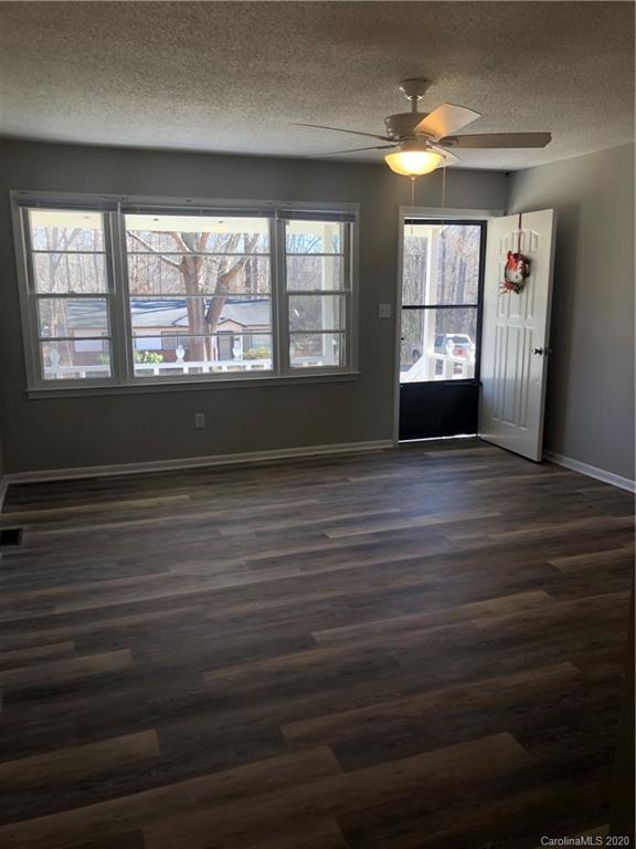 203 Valley Road York, SC 29745 - Photo 8 of 19 Gallery Image 8