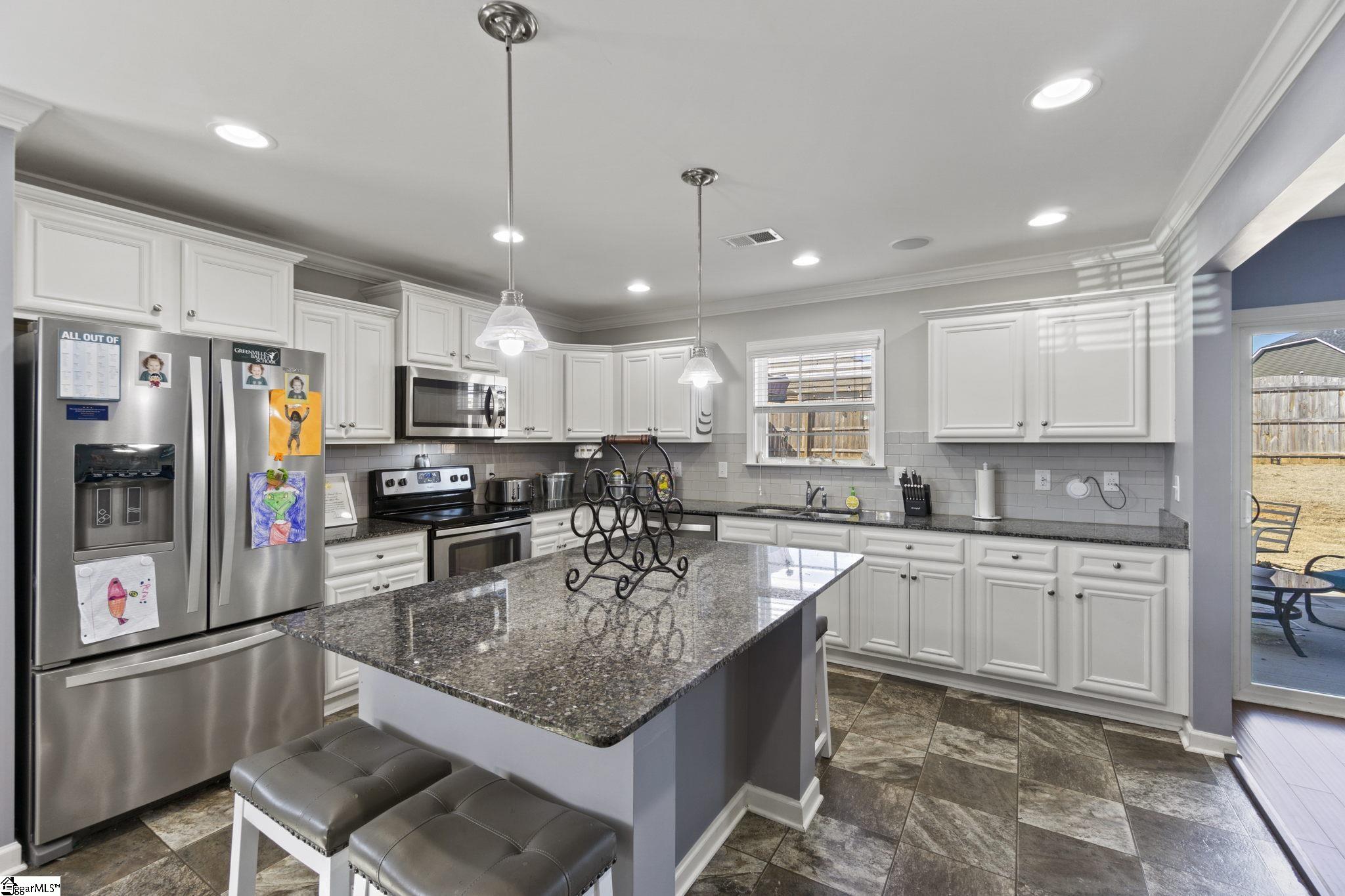 131 Screech Drive Fountain Inn, SC 29644 - Photo 8 of 35 Gallery Image 8