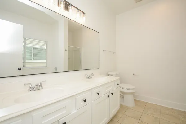 $2,250 | 9939 Farrell Drive, Houston, TX 77070
