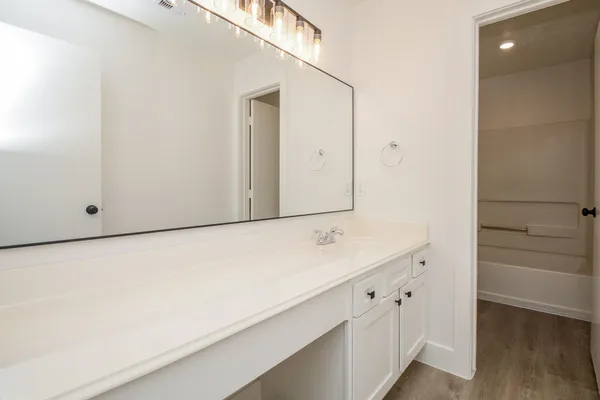 $2,250 | 9939 Farrell Drive, Houston, TX 77070