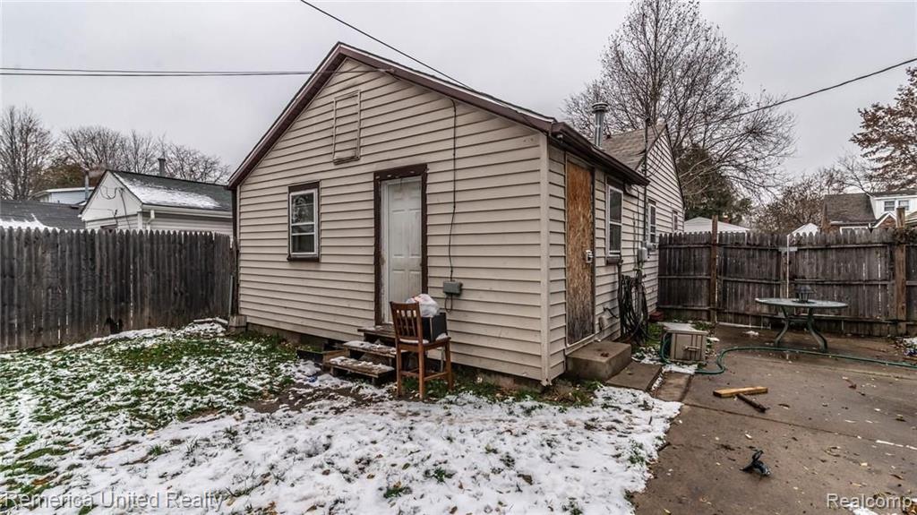 5926 Cherokee Street Taylor, MI 48180 - Photo 8 of 21