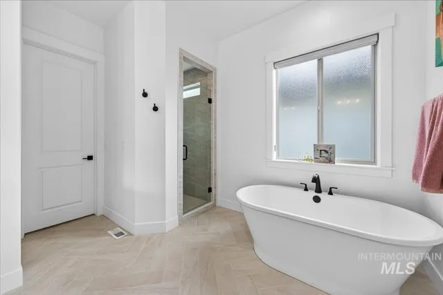 $889,900 | 1911 North Willowick Avenue, Eagle, ID 83616